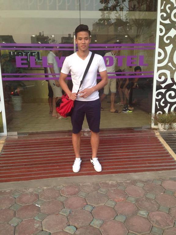 Elly Hotel Hanoi Buitenkant foto