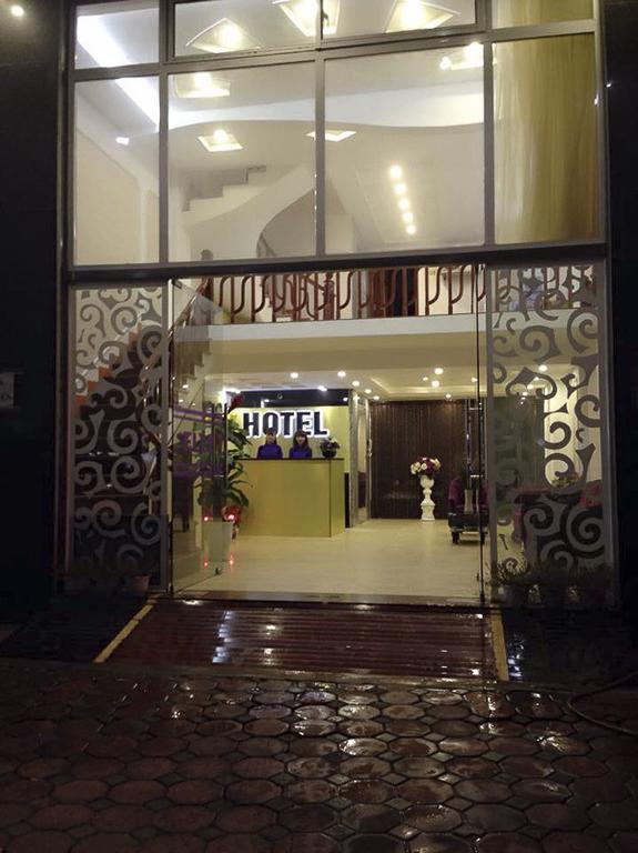 Elly Hotel Hanoi Buitenkant foto